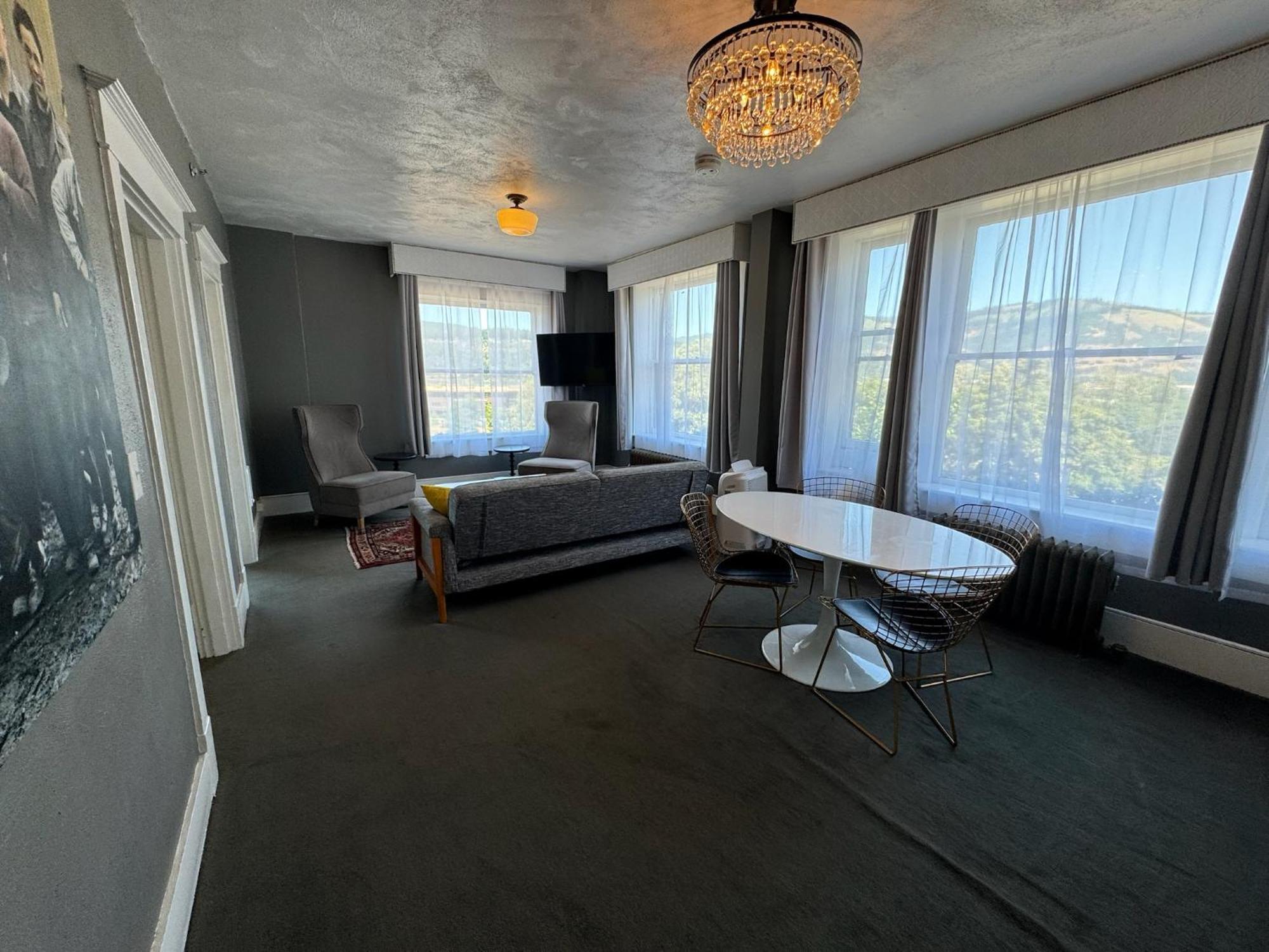 Hood River Hotel 외부 사진